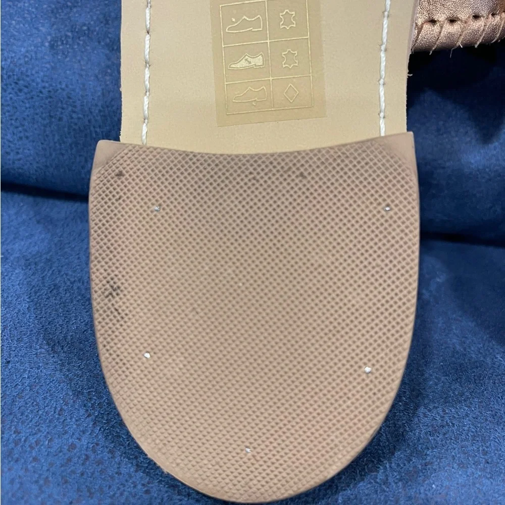 Jack Rogers rose Gold sandals size 8.5M EUC SB7 - Picture 7 of 8